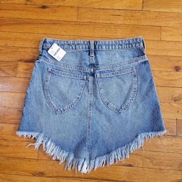 Free People Women's Bailey Blue Denim Mini Skirt Size 27 - Picture 6 of 6
